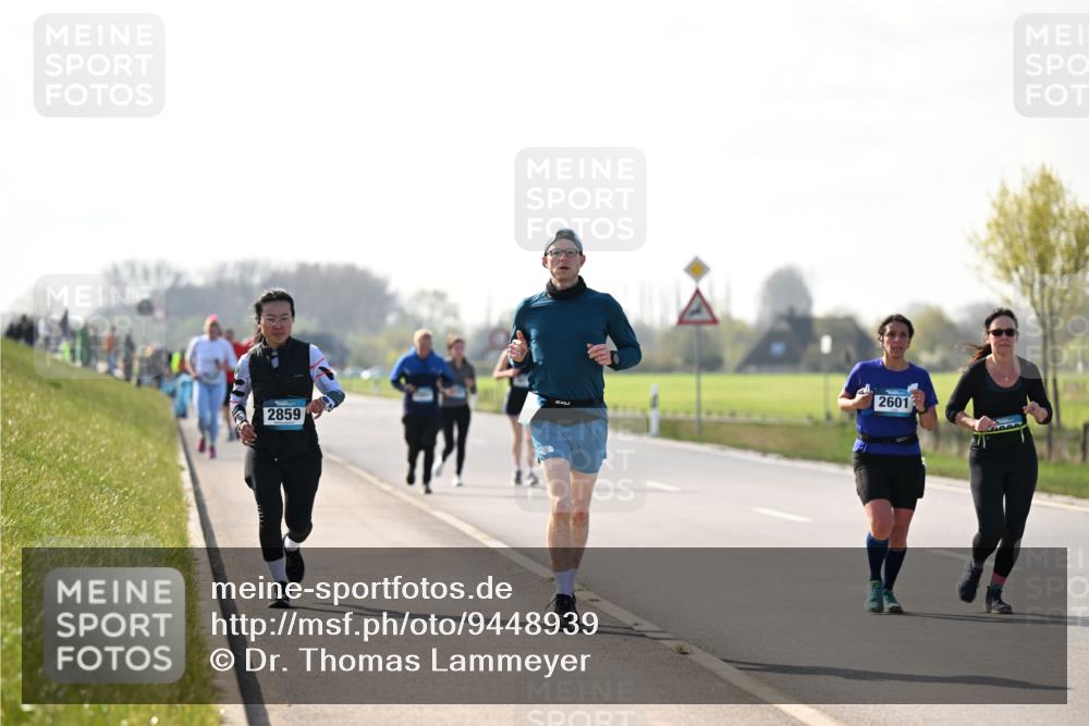 12.04.2026 - 45. Internationalen Wilhelmsburger Insellauf Dr. Thomas Lammeyer http://msf.ph/oto/9448939 12.04.2026 10:36:52 Laufen 2859, 26013 meine-sportfotos.de