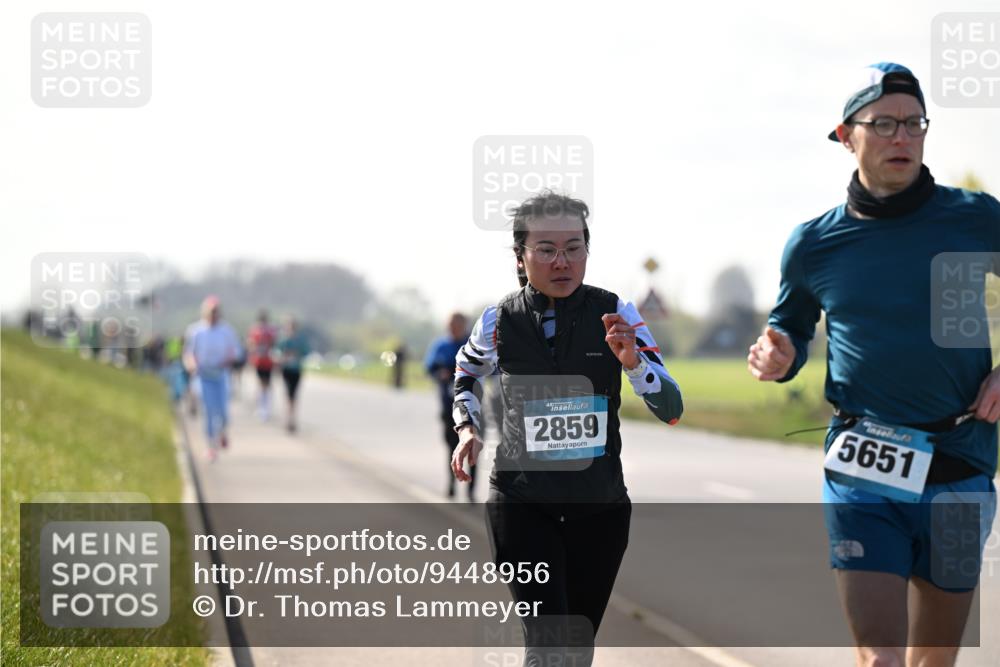 12.04.2026 - 45. Internationalen Wilhelmsburger Insellauf Dr. Thomas Lammeyer http://msf.ph/oto/9448956 12.04.2026 10:36:56 Laufen 2859, 5651 meine-sportfotos.de