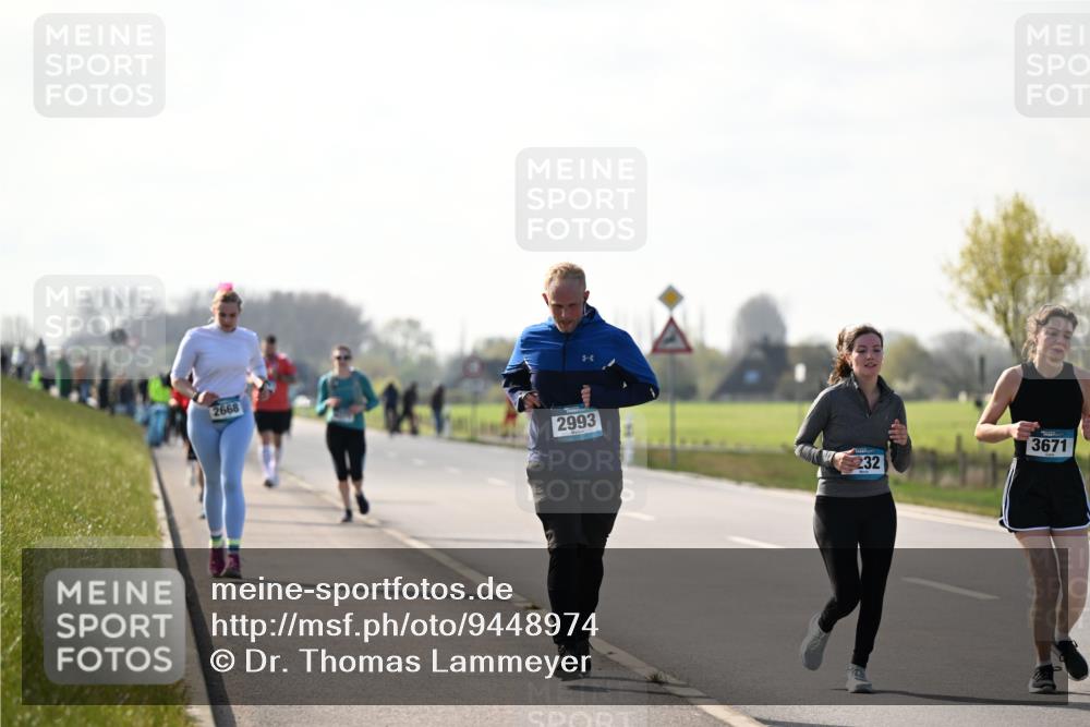 12.04.2026 - 45. Internationalen Wilhelmsburger Insellauf Dr. Thomas Lammeyer http://msf.ph/oto/9448974 12.04.2026 10:37:02 Laufen 2668, 2993, 232, 3671 meine-sportfotos.de