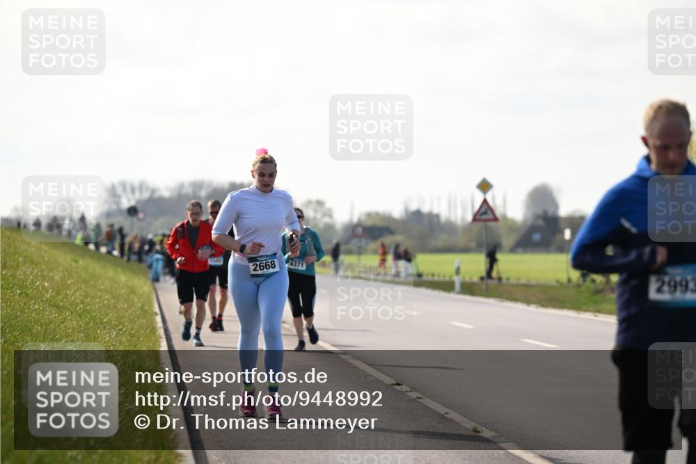 12.04.2026 - 45. Internationalen Wilhelmsburger Insellauf Dr. Thomas Lammeyer http://msf.ph/oto/9448992 12.04.2026 10:37:05 Laufen 5545, 2668, 4371, 2993 meine-sportfotos.de