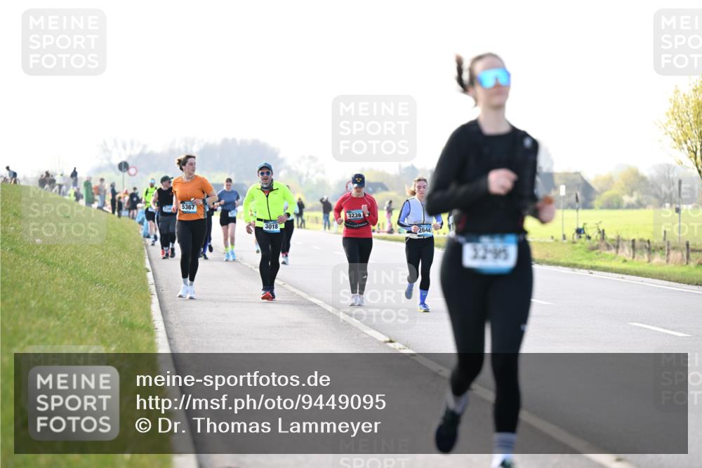 12.04.2026 - 45. Internationalen Wilhelmsburger Insellauf Dr. Thomas Lammeyer http://msf.ph/oto/9449095 12.04.2026 10:37:27 Laufen 5367, 3018, 3239, 2644, 32, 95 meine-sportfotos.de