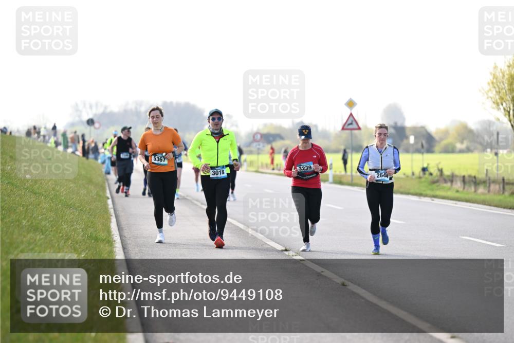 12.04.2026 - 45. Internationalen Wilhelmsburger Insellauf Dr. Thomas Lammeyer http://msf.ph/oto/9449108 12.04.2026 10:37:30 Laufen 5367, 3239, 3018, 2644 meine-sportfotos.de