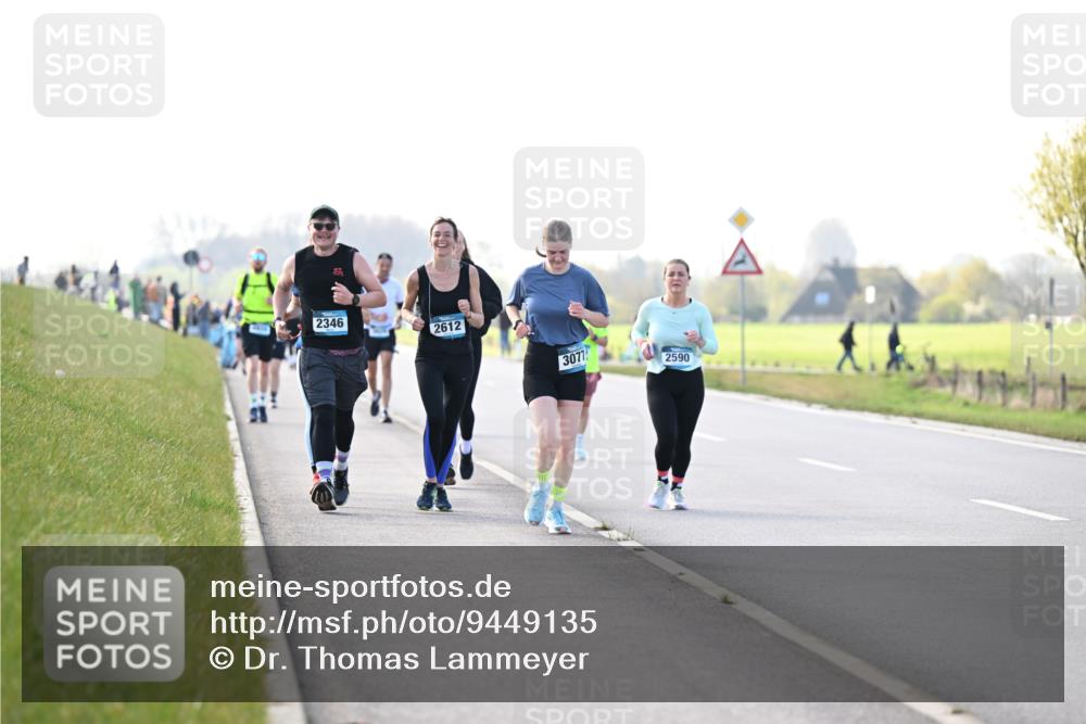 12.04.2026 - 45. Internationalen Wilhelmsburger Insellauf Dr. Thomas Lammeyer http://msf.ph/oto/9449135 12.04.2026 10:37:39 Laufen 2346, 2612, 3077, 2590 meine-sportfotos.de