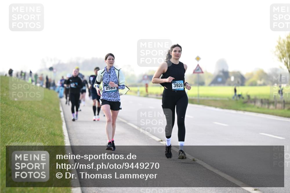 12.04.2026 - 45. Internationalen Wilhelmsburger Insellauf Dr. Thomas Lammeyer http://msf.ph/oto/9449270 12.04.2026 10:38:03 Laufen 2585, 3920 meine-sportfotos.de