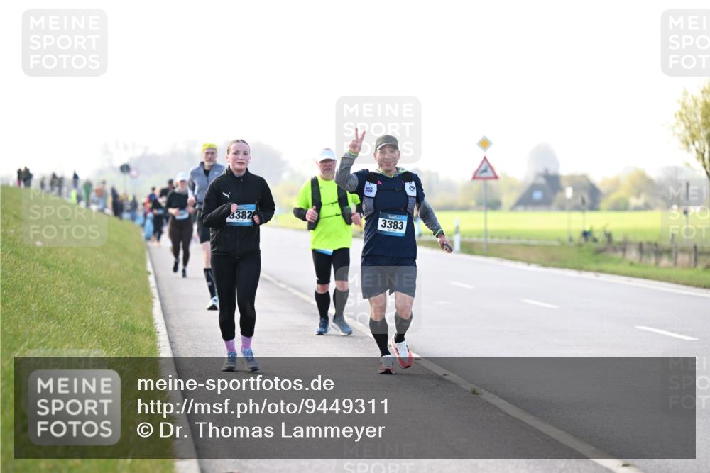 12.04.2026 - 45. Internationalen Wilhelmsburger Insellauf Dr. Thomas Lammeyer http://msf.ph/oto/9449311 12.04.2026 10:38:09 Laufen 3382, 3383 meine-sportfotos.de