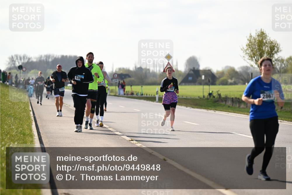 12.04.2026 - 45. Internationalen Wilhelmsburger Insellauf Dr. Thomas Lammeyer http://msf.ph/oto/9449848 12.04.2026 10:40:10 Laufen 3202, 530, 2867 meine-sportfotos.de