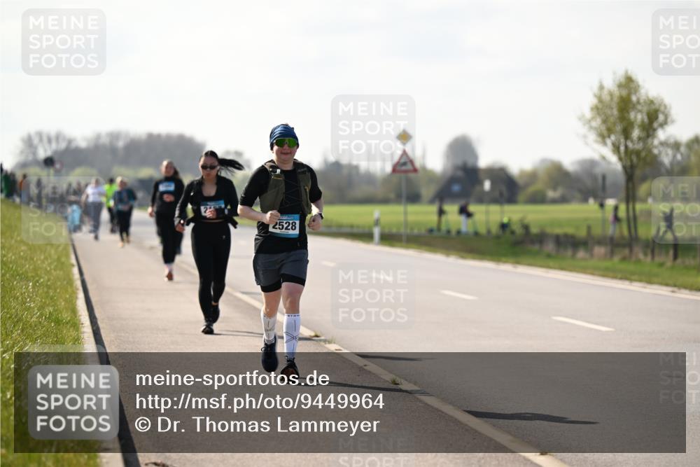12.04.2026 - 45. Internationalen Wilhelmsburger Insellauf Dr. Thomas Lammeyer http://msf.ph/oto/9449964 12.04.2026 10:40:34 Laufen 2528 meine-sportfotos.de