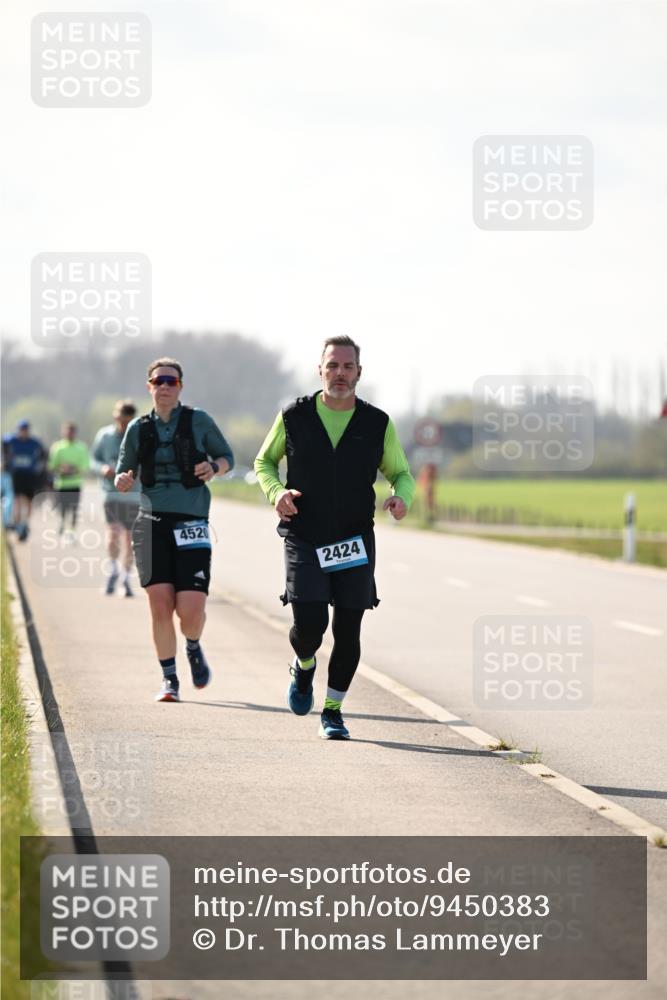 12.04.2026 - 45. Internationalen Wilhelmsburger Insellauf Dr. Thomas Lammeyer http://msf.ph/oto/9450383 12.04.2026 10:43:14 Laufen 4520, 2424 meine-sportfotos.de