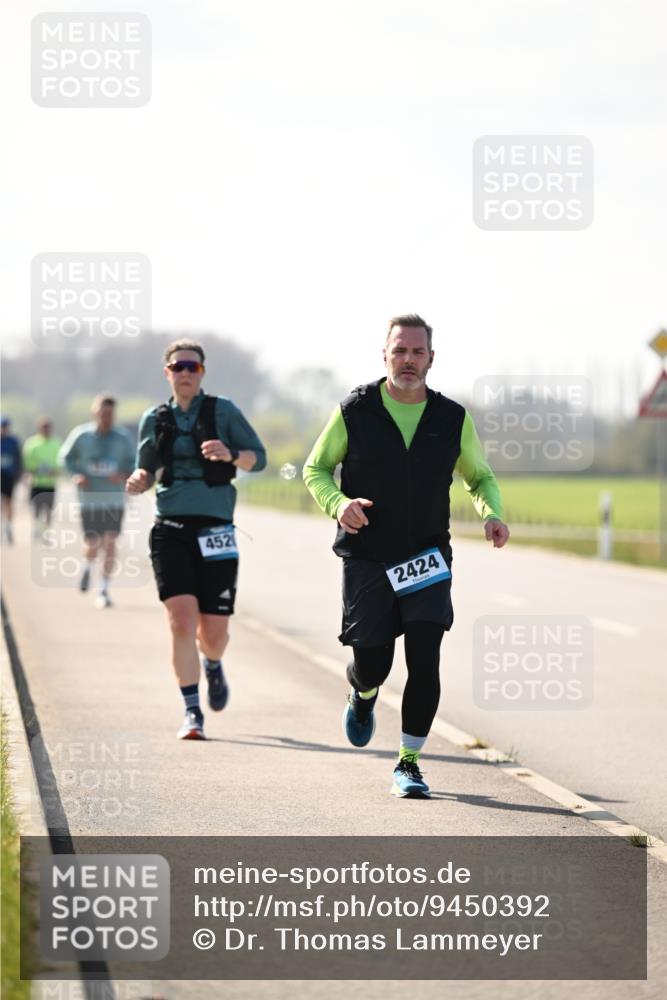 12.04.2026 - 45. Internationalen Wilhelmsburger Insellauf Dr. Thomas Lammeyer http://msf.ph/oto/9450392 12.04.2026 10:43:15 Laufen 452, 2424 meine-sportfotos.de