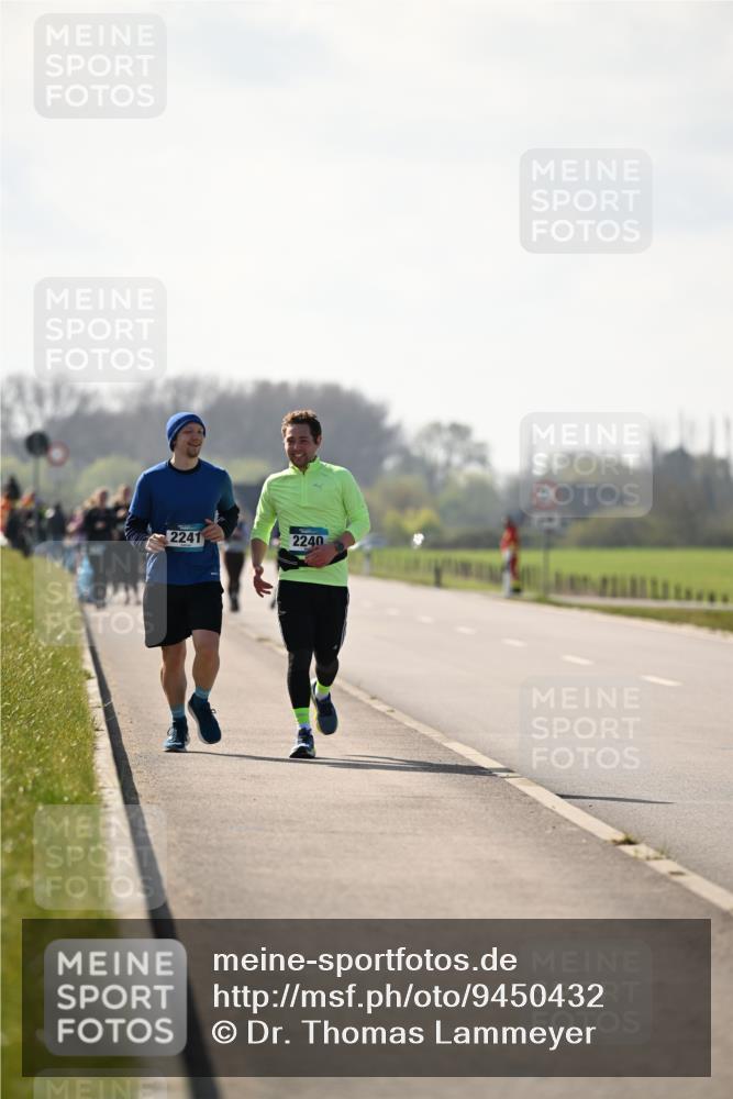 12.04.2026 - 45. Internationalen Wilhelmsburger Insellauf Dr. Thomas Lammeyer http://msf.ph/oto/9450432 12.04.2026 10:43:34 Laufen 2241, 2240 meine-sportfotos.de