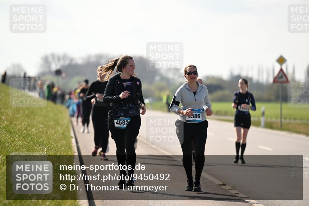12.04.2026 - 45. Internationalen Wilhelmsburger Insellauf Dr. Thomas Lammeyer http://msf.ph/oto/9450492 12.04.2026 10:43:58 Laufen 4582, 586 meine-sportfotos.de