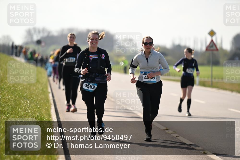 12.04.2026 - 45. Internationalen Wilhelmsburger Insellauf Dr. Thomas Lammeyer http://msf.ph/oto/9450497 12.04.2026 10:43:59 Laufen 4582, 4366, 234 meine-sportfotos.de