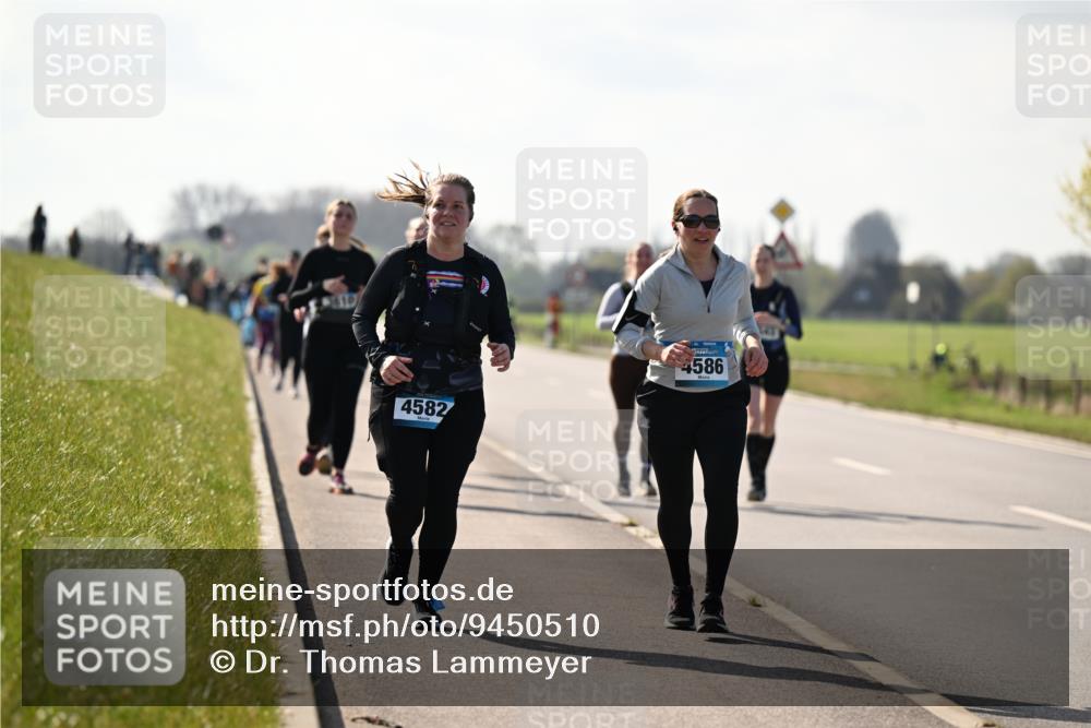 12.04.2026 - 45. Internationalen Wilhelmsburger Insellauf Dr. Thomas Lammeyer http://msf.ph/oto/9450510 12.04.2026 10:44:00 Laufen 4582, 4586 meine-sportfotos.de