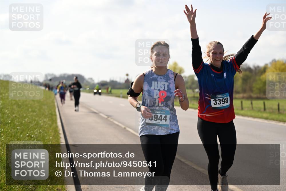 12.04.2026 - 45. Internationalen Wilhelmsburger Insellauf Dr. Thomas Lammeyer http://msf.ph/oto/9450541 12.04.2026 10:44:10 Laufen 3944, 3398 meine-sportfotos.de