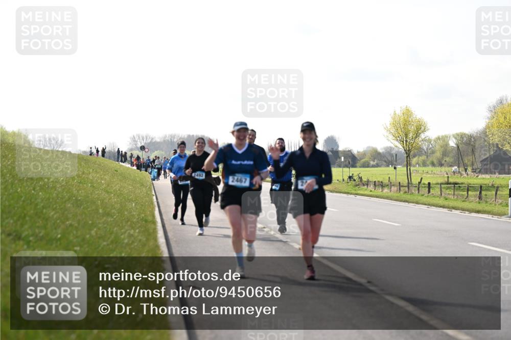 12.04.2026 - 45. Internationalen Wilhelmsburger Insellauf Dr. Thomas Lammeyer http://msf.ph/oto/9450656 12.04.2026 10:44:59 Laufen 2492, 2467, 12 meine-sportfotos.de