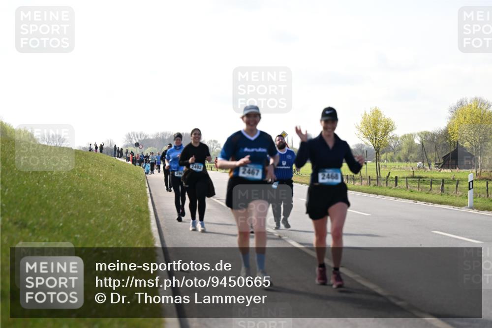 12.04.2026 - 45. Internationalen Wilhelmsburger Insellauf Dr. Thomas Lammeyer http://msf.ph/oto/9450665 12.04.2026 10:45:00 Laufen 2467, 2463 meine-sportfotos.de