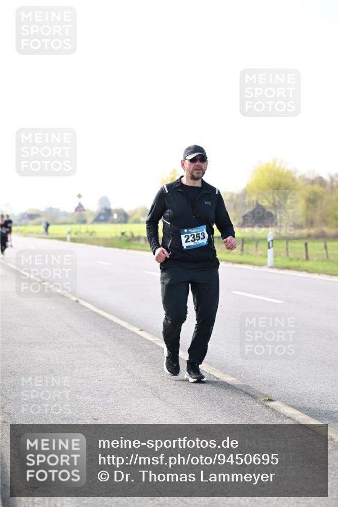 12.04.2026 - 45. Internationalen Wilhelmsburger Insellauf Dr. Thomas Lammeyer http://msf.ph/oto/9450695 12.04.2026 10:45:15 Laufen 2353 meine-sportfotos.de