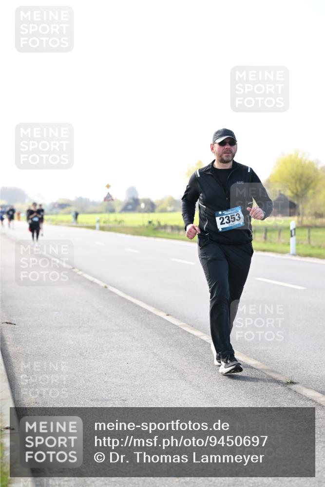 12.04.2026 - 45. Internationalen Wilhelmsburger Insellauf Dr. Thomas Lammeyer http://msf.ph/oto/9450697 12.04.2026 10:45:15 Laufen 2353 meine-sportfotos.de