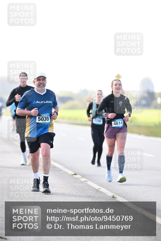 12.04.2026 - 45. Internationalen Wilhelmsburger Insellauf Dr. Thomas Lammeyer http://msf.ph/oto/9450769 12.04.2026 10:45:44 Laufen 5035, 4614 meine-sportfotos.de