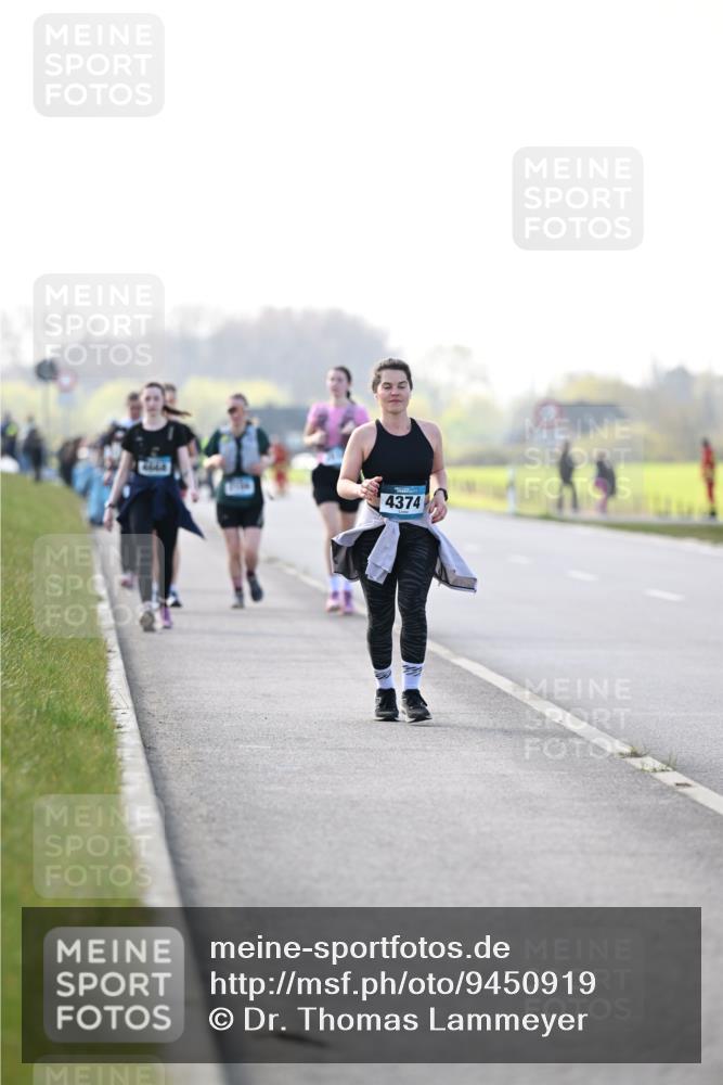 12.04.2026 - 45. Internationalen Wilhelmsburger Insellauf Dr. Thomas Lammeyer http://msf.ph/oto/9450919 12.04.2026 10:47:12 Laufen 4374 meine-sportfotos.de