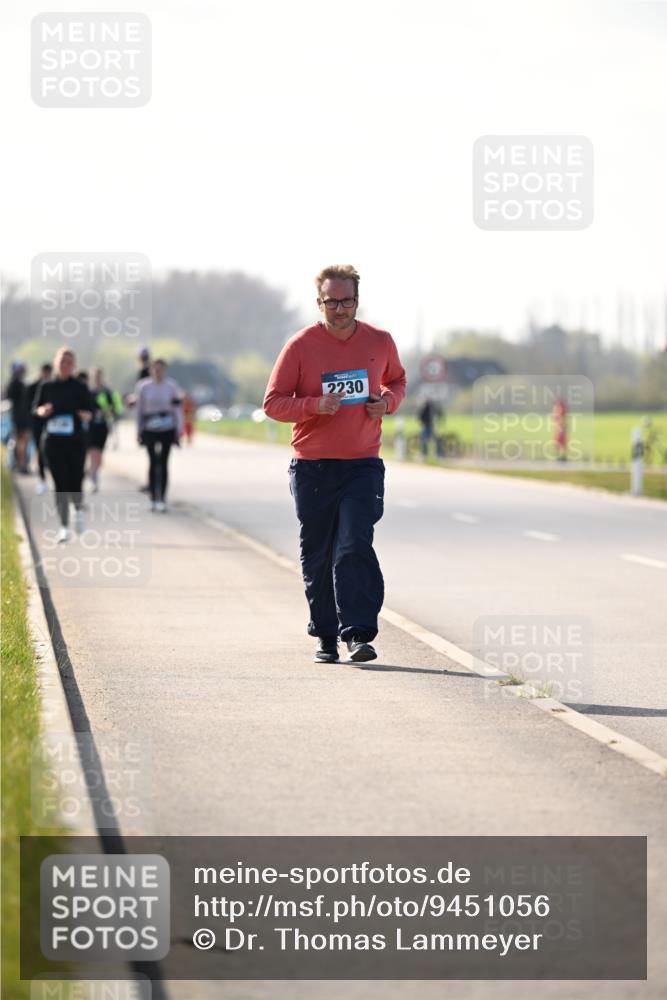 12.04.2026 - 45. Internationalen Wilhelmsburger Insellauf Dr. Thomas Lammeyer http://msf.ph/oto/9451056 12.04.2026 10:47:45 Laufen 2230 meine-sportfotos.de