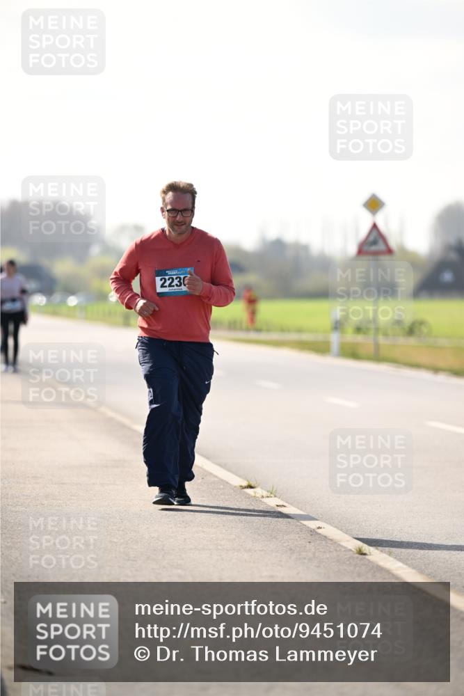 12.04.2026 - 45. Internationalen Wilhelmsburger Insellauf Dr. Thomas Lammeyer http://msf.ph/oto/9451074 12.04.2026 10:47:47 Laufen 2236 meine-sportfotos.de