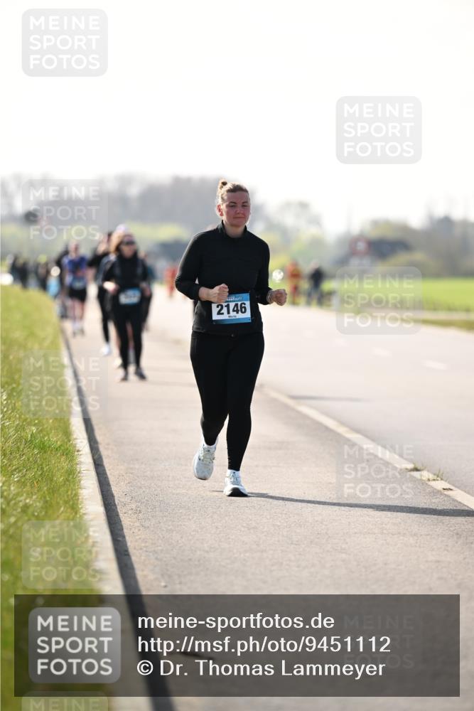 12.04.2026 - 45. Internationalen Wilhelmsburger Insellauf Dr. Thomas Lammeyer http://msf.ph/oto/9451112 12.04.2026 10:47:55 Laufen 2146 meine-sportfotos.de