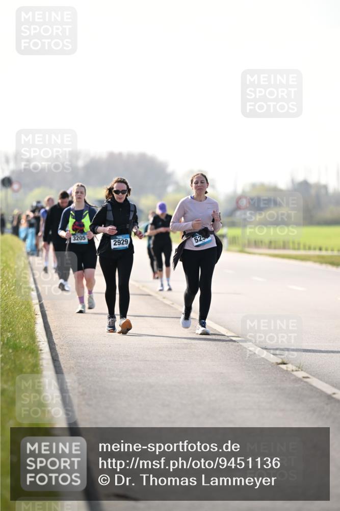 12.04.2026 - 45. Internationalen Wilhelmsburger Insellauf Dr. Thomas Lammeyer http://msf.ph/oto/9451136 12.04.2026 10:48:00 Laufen 3205, 2929, 525 meine-sportfotos.de