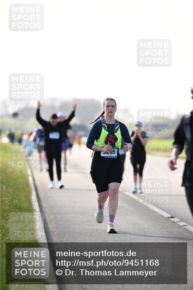 12.04.2026 - 45. Internationalen Wilhelmsburger Insellauf Dr. Thomas Lammeyer http://msf.ph/oto/9451168 12.04.2026 10:48:07 Laufen 5205 meine-sportfotos.de