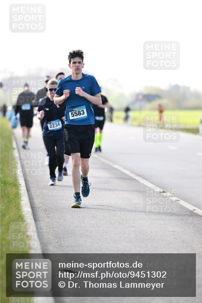 12.04.2026 - 45. Internationalen Wilhelmsburger Insellauf Dr. Thomas Lammeyer http://msf.ph/oto/9451302 12.04.2026 10:49:02 Laufen 2234, 5583 meine-sportfotos.de