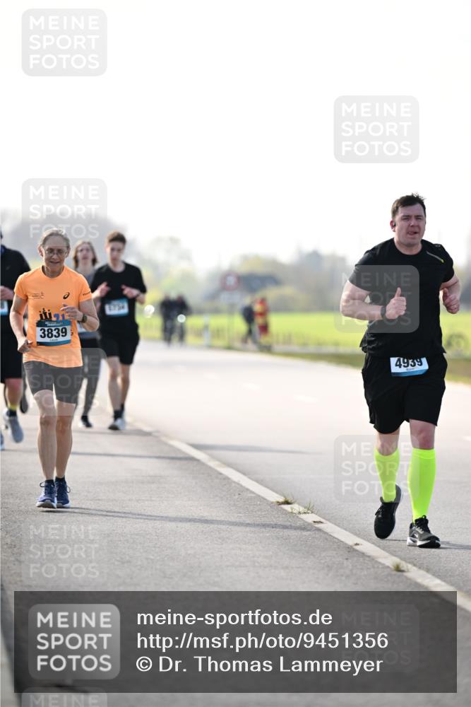 12.04.2026 - 45. Internationalen Wilhelmsburger Insellauf Dr. Thomas Lammeyer http://msf.ph/oto/9451356 12.04.2026 10:49:14 Laufen 3839, 4939 meine-sportfotos.de