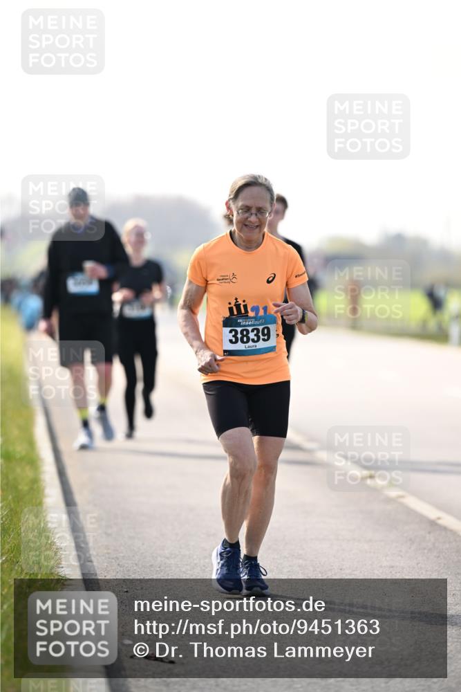12.04.2026 - 45. Internationalen Wilhelmsburger Insellauf Dr. Thomas Lammeyer http://msf.ph/oto/9451363 12.04.2026 10:49:18 Laufen 45, 3839 meine-sportfotos.de
