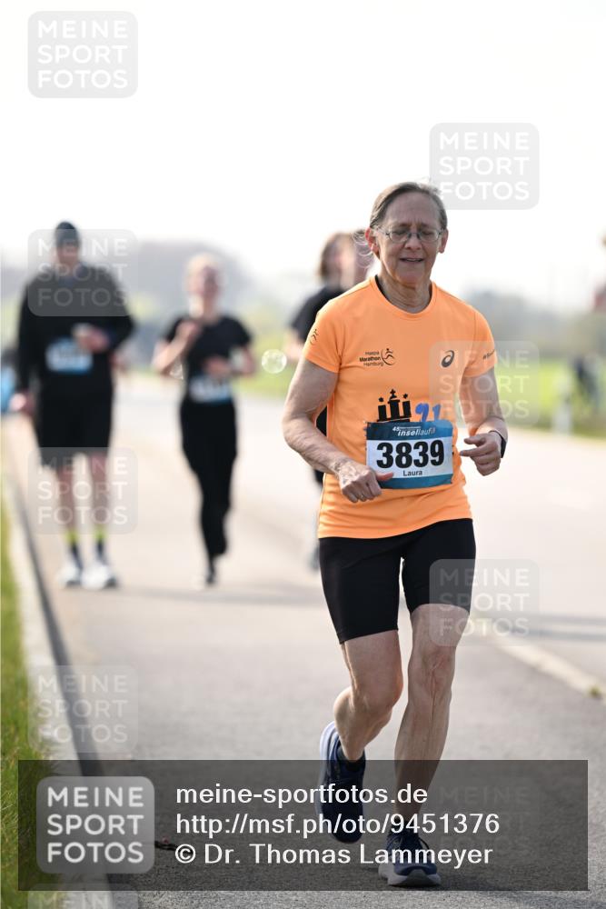 12.04.2026 - 45. Internationalen Wilhelmsburger Insellauf Dr. Thomas Lammeyer http://msf.ph/oto/9451376 12.04.2026 10:49:19 Laufen 3839 meine-sportfotos.de