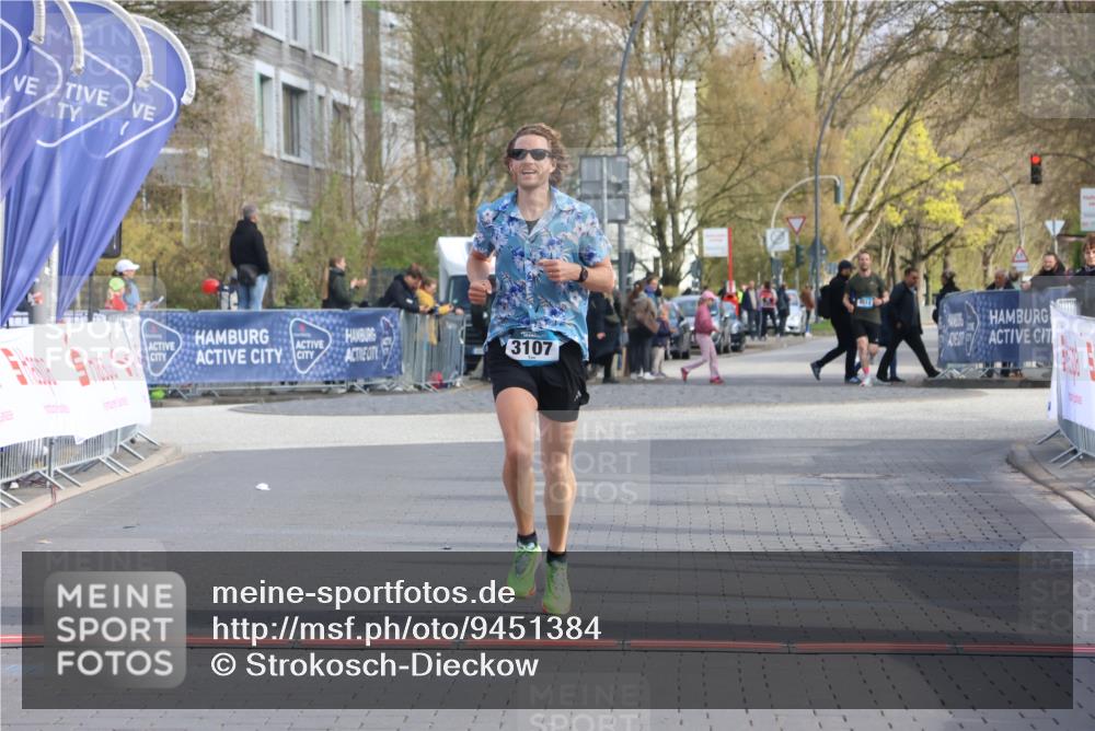 12.04.2026 - 45. Internationalen Wilhelmsburger Insellauf Strokosch-Dieckow http://msf.ph/oto/9451384 12.04.2026 10:11:14 Ziel 3107 meine-sportfotos.de