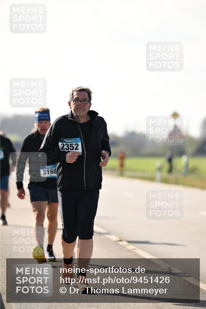 12.04.2026 - 45. Internationalen Wilhelmsburger Insellauf Dr. Thomas Lammeyer http://msf.ph/oto/9451426 12.04.2026 10:49:45 Laufen 3168, 2352 meine-sportfotos.de