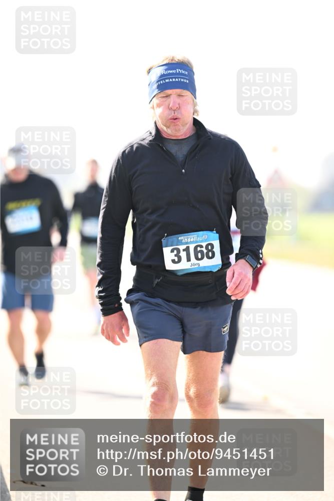 12.04.2026 - 45. Internationalen Wilhelmsburger Insellauf Dr. Thomas Lammeyer http://msf.ph/oto/9451451 12.04.2026 10:49:50 Laufen 519, 45, 3168 meine-sportfotos.de