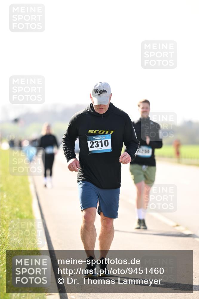 12.04.2026 - 45. Internationalen Wilhelmsburger Insellauf Dr. Thomas Lammeyer http://msf.ph/oto/9451460 12.04.2026 10:49:52 Laufen 2310 meine-sportfotos.de
