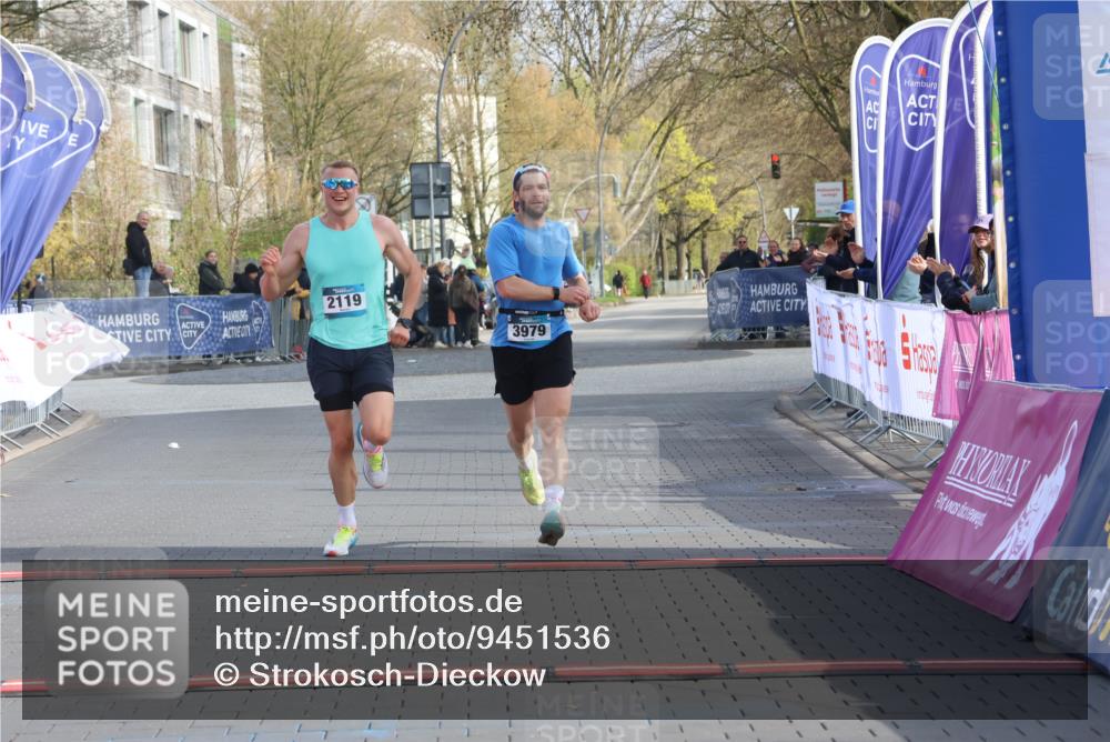 12.04.2026 - 45. Internationalen Wilhelmsburger Insellauf Strokosch-Dieckow http://msf.ph/oto/9451536 12.04.2026 10:14:11 Ziel 2119, 3979 meine-sportfotos.de