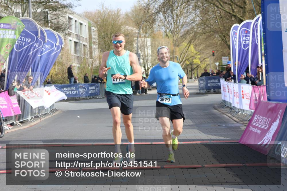 12.04.2026 - 45. Internationalen Wilhelmsburger Insellauf Strokosch-Dieckow http://msf.ph/oto/9451541 12.04.2026 10:14:12 Ziel 2119, 3979 meine-sportfotos.de