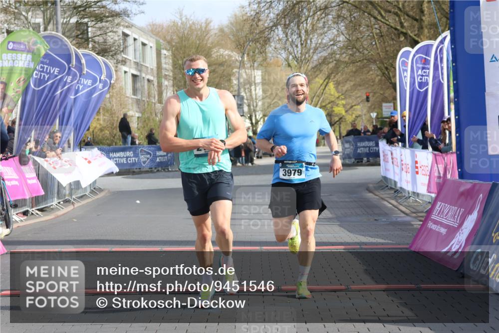 12.04.2026 - 45. Internationalen Wilhelmsburger Insellauf Strokosch-Dieckow http://msf.ph/oto/9451546 12.04.2026 10:14:13 Ziel 2119, 3979 meine-sportfotos.de
