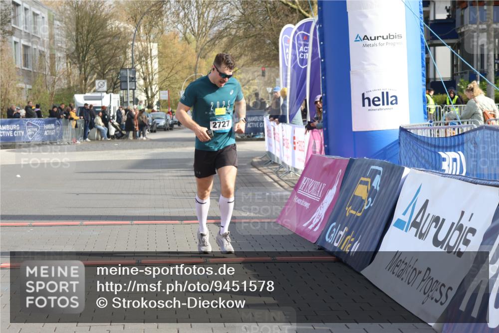 12.04.2026 - 45. Internationalen Wilhelmsburger Insellauf Strokosch-Dieckow http://msf.ph/oto/9451578 12.04.2026 10:15:14 Ziel 4002, 2727 meine-sportfotos.de