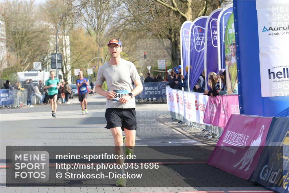 12.04.2026 - 45. Internationalen Wilhelmsburger Insellauf Strokosch-Dieckow http://msf.ph/oto/9451696 12.04.2026 10:17:34 Ziel 3401 meine-sportfotos.de
