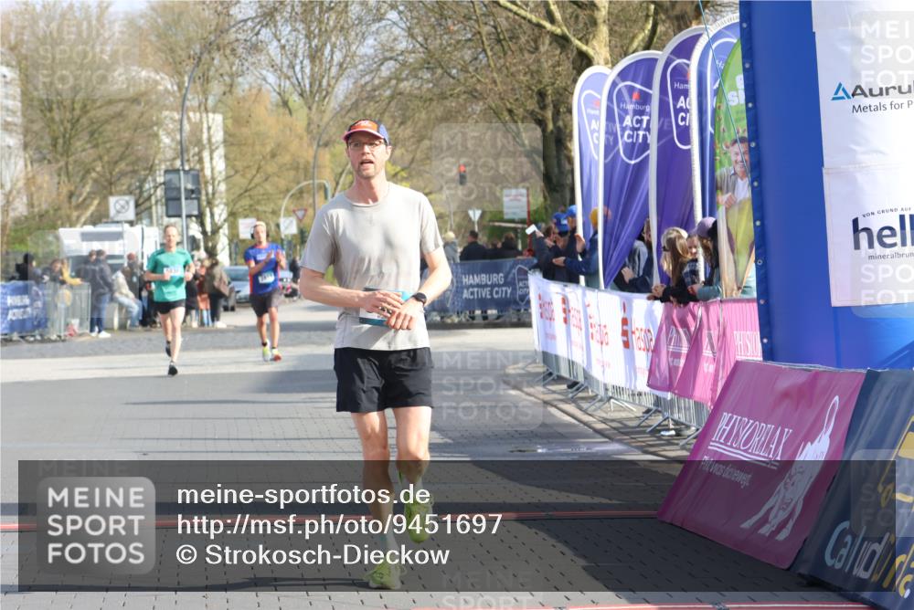 12.04.2026 - 45. Internationalen Wilhelmsburger Insellauf Strokosch-Dieckow http://msf.ph/oto/9451697 12.04.2026 10:17:34 Ziel 3401 meine-sportfotos.de