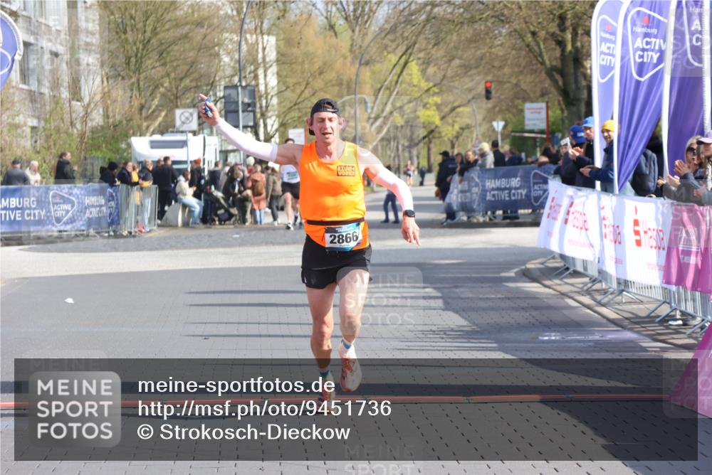 12.04.2026 - 45. Internationalen Wilhelmsburger Insellauf Strokosch-Dieckow http://msf.ph/oto/9451736 12.04.2026 10:18:03 Ziel 2866 meine-sportfotos.de