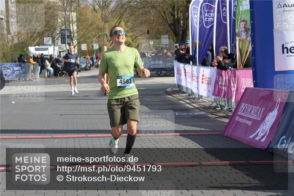 12.04.2026 - 45. Internationalen Wilhelmsburger Insellauf Strokosch-Dieckow http://msf.ph/oto/9451793 12.04.2026 10:19:05 Ziel 4733, 4583 meine-sportfotos.de