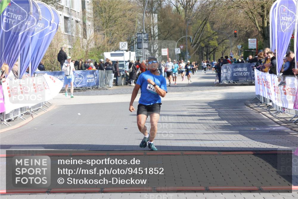 12.04.2026 - 45. Internationalen Wilhelmsburger Insellauf Strokosch-Dieckow http://msf.ph/oto/9451852 12.04.2026 10:32:16 Ziel 4791 meine-sportfotos.de