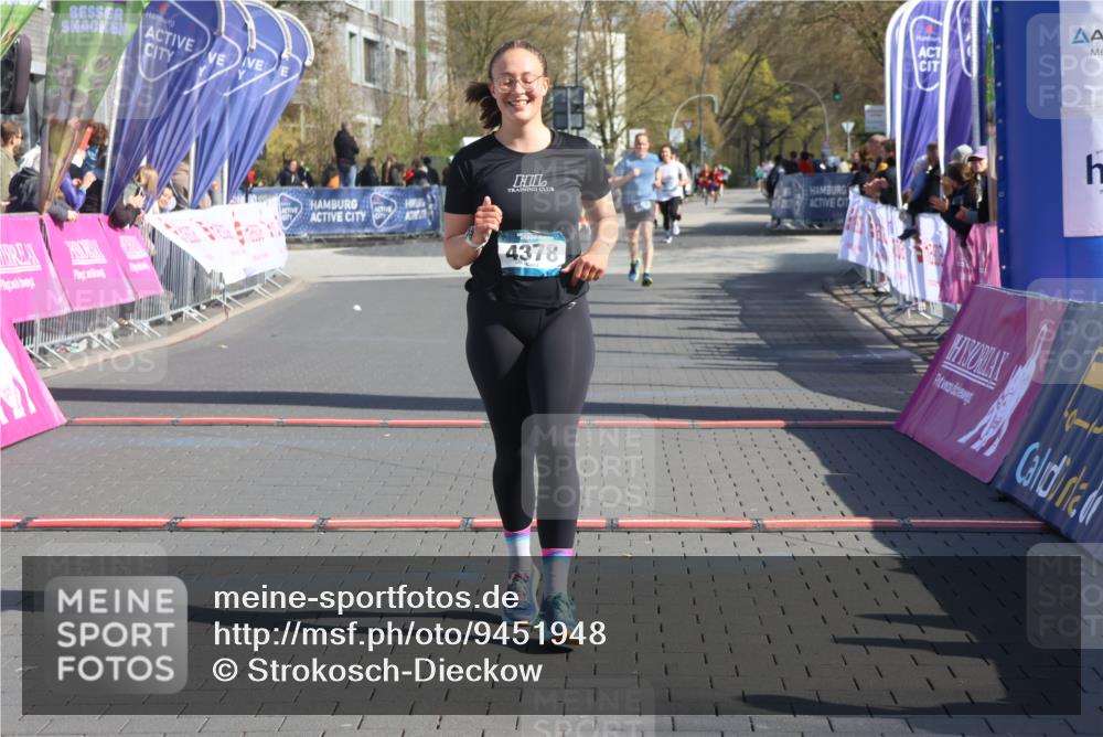 12.04.2026 - 45. Internationalen Wilhelmsburger Insellauf Strokosch-Dieckow http://msf.ph/oto/9451948 12.04.2026 10:32:46 Ziel 4378 meine-sportfotos.de
