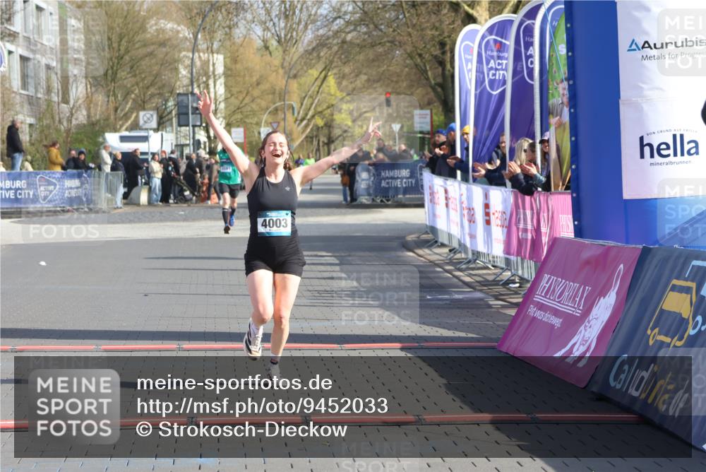12.04.2026 - 45. Internationalen Wilhelmsburger Insellauf Strokosch-Dieckow http://msf.ph/oto/9452033 12.04.2026 10:21:19 Ziel 2212, 4003 meine-sportfotos.de