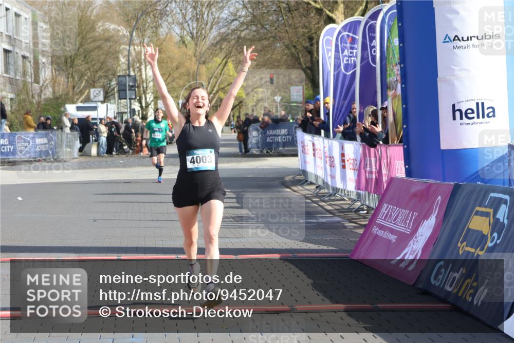 12.04.2026 - 45. Internationalen Wilhelmsburger Insellauf Strokosch-Dieckow http://msf.ph/oto/9452047 12.04.2026 10:21:20 Ziel 2212, 4003 meine-sportfotos.de