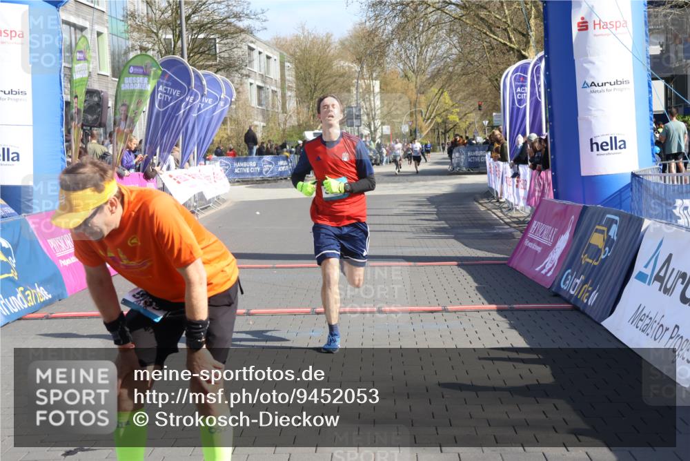 12.04.2026 - 45. Internationalen Wilhelmsburger Insellauf Strokosch-Dieckow http://msf.ph/oto/9452053 12.04.2026 10:33:11 Ziel 2071, 3014 meine-sportfotos.de